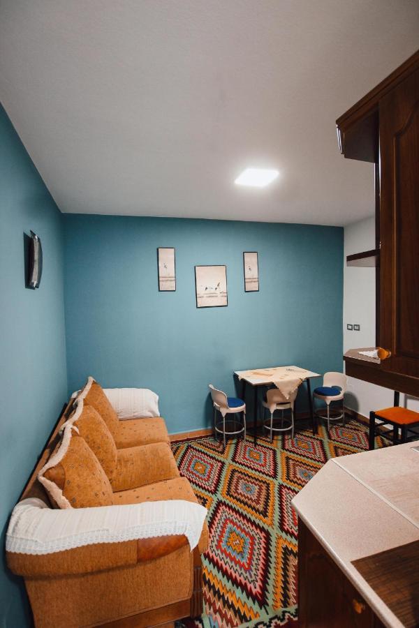 Bb Traditional Apartment Гирокастра Экстерьер фото